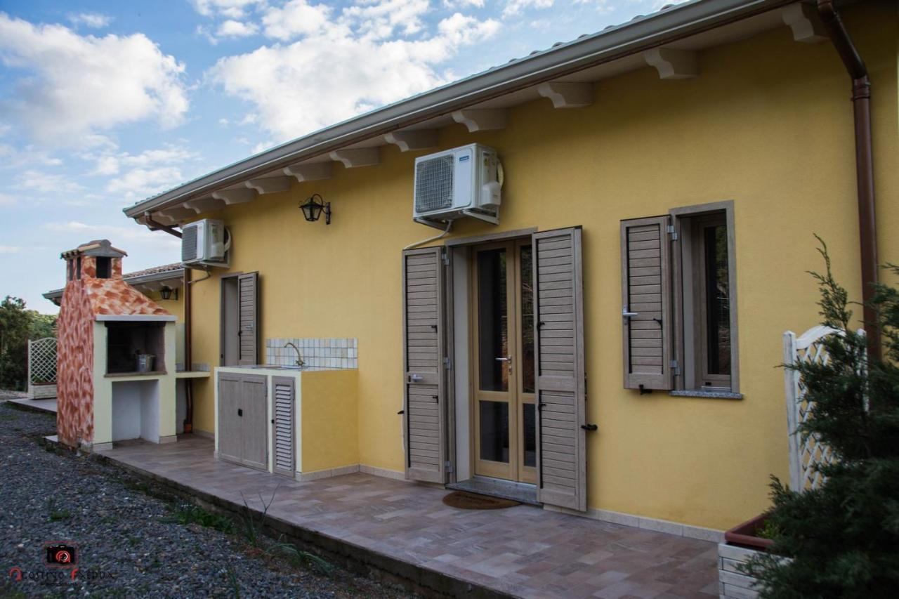 Vila Casa Vacanza Le Dune SantʼAnna Arresi Exteriér fotografie